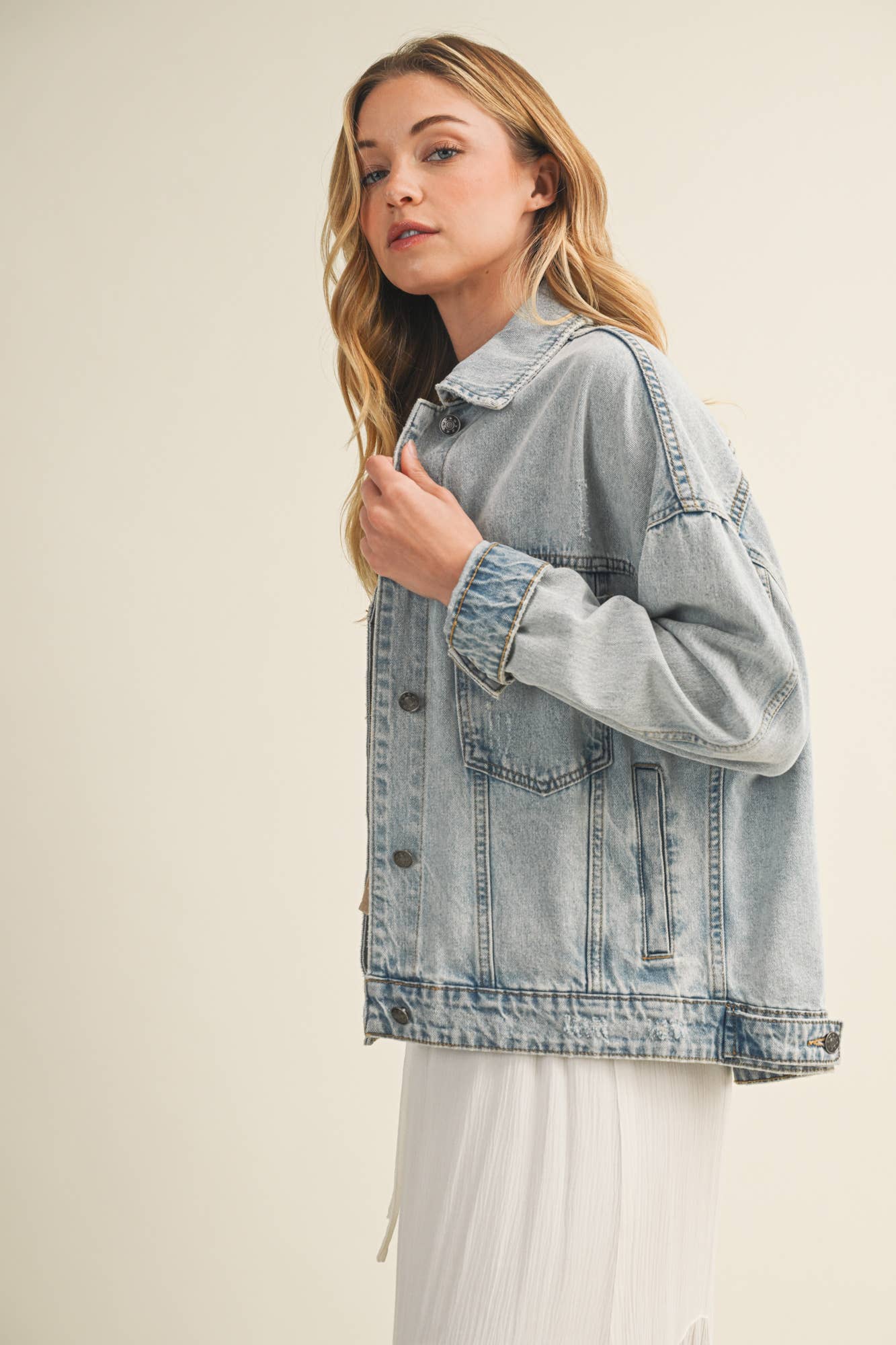 WASHED VINTAGE DENIM JACKET